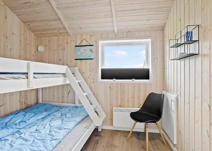 3 Bedroom Awesome In פאבורג