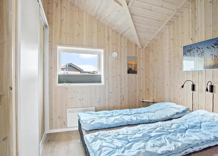 3 Bedroom Awesome In * פאבורג